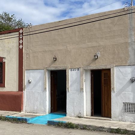 Casa 642B En El Centro De Merida Villa Екстериор снимка